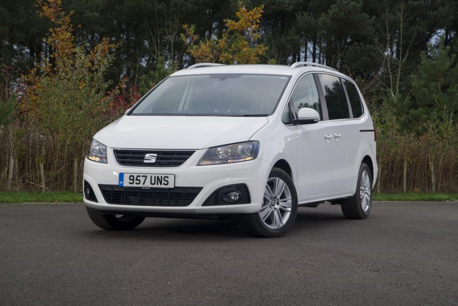  Seat Alhambra 2015 года  (UK) (фото 15 из 30)